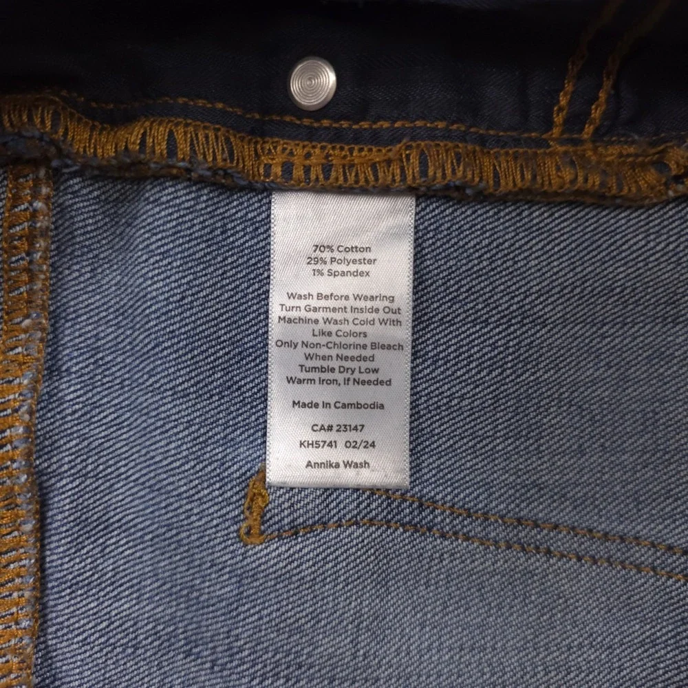 Talbots Womens Jeans Everyday Relaxed 8P Blue Annika Wash Stretch‎ Petite